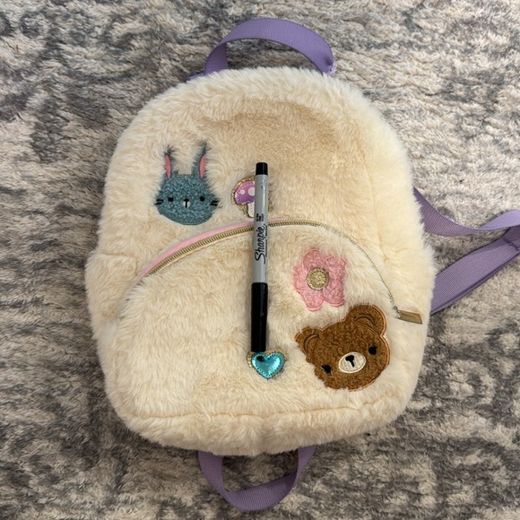 Claire’s kid day pack. - Picture 8 of 8